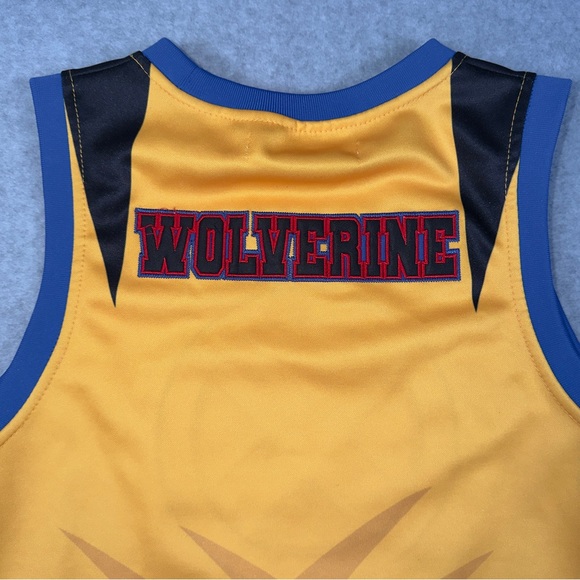 Wolverine X-Men Headgear Classics Basketball Jersey MEDIUM EUC DC COMICS HGC - Picture 5 of 9